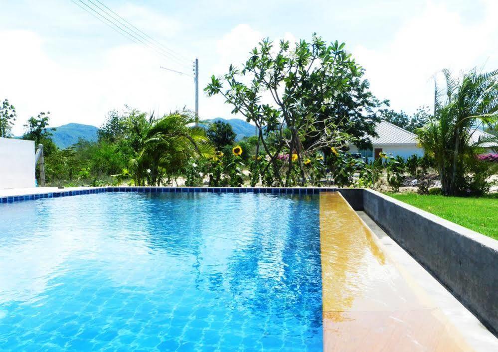 Cha-Am Pool Villa Exterior foto